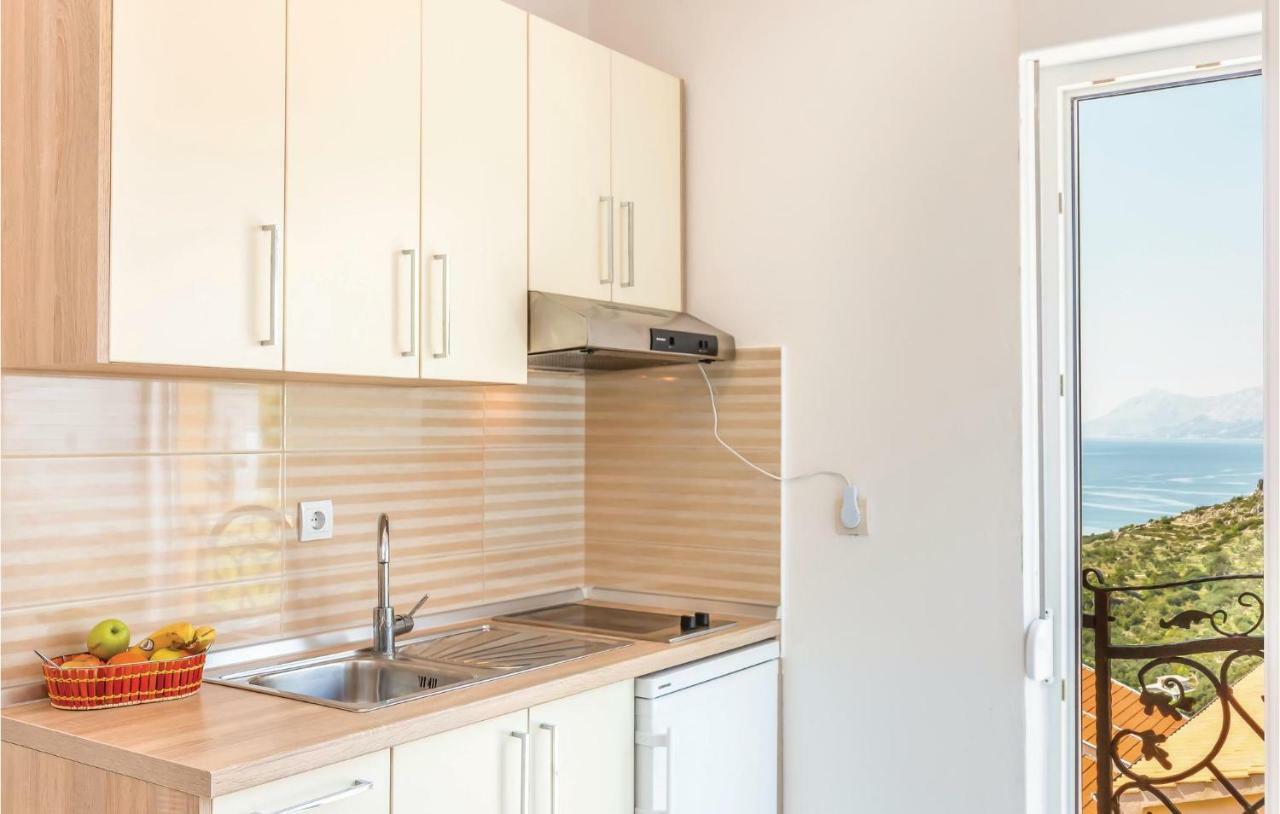 Nice Studio In Krvavica With Kitchen Esterno foto